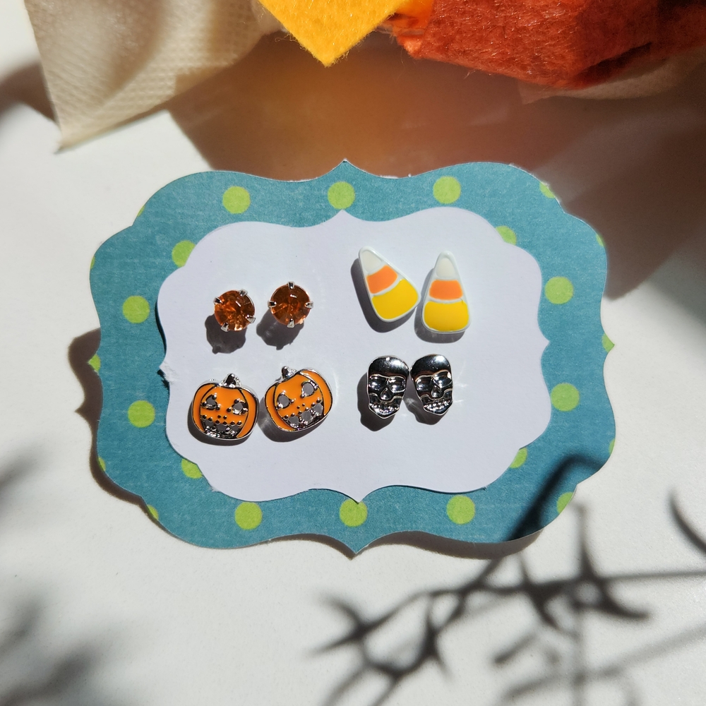 Halloween Themed Stud Earrings Set